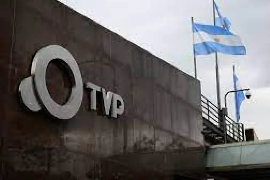 Tras la muerte de un empleado de seguridad, las autoridades de la TV Pública negaron el cierre del consultorio médico