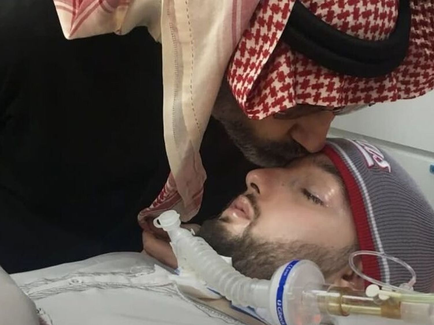 Muere el "príncipe durmiente"  de Arabia Saudita tras estar 20 en coma