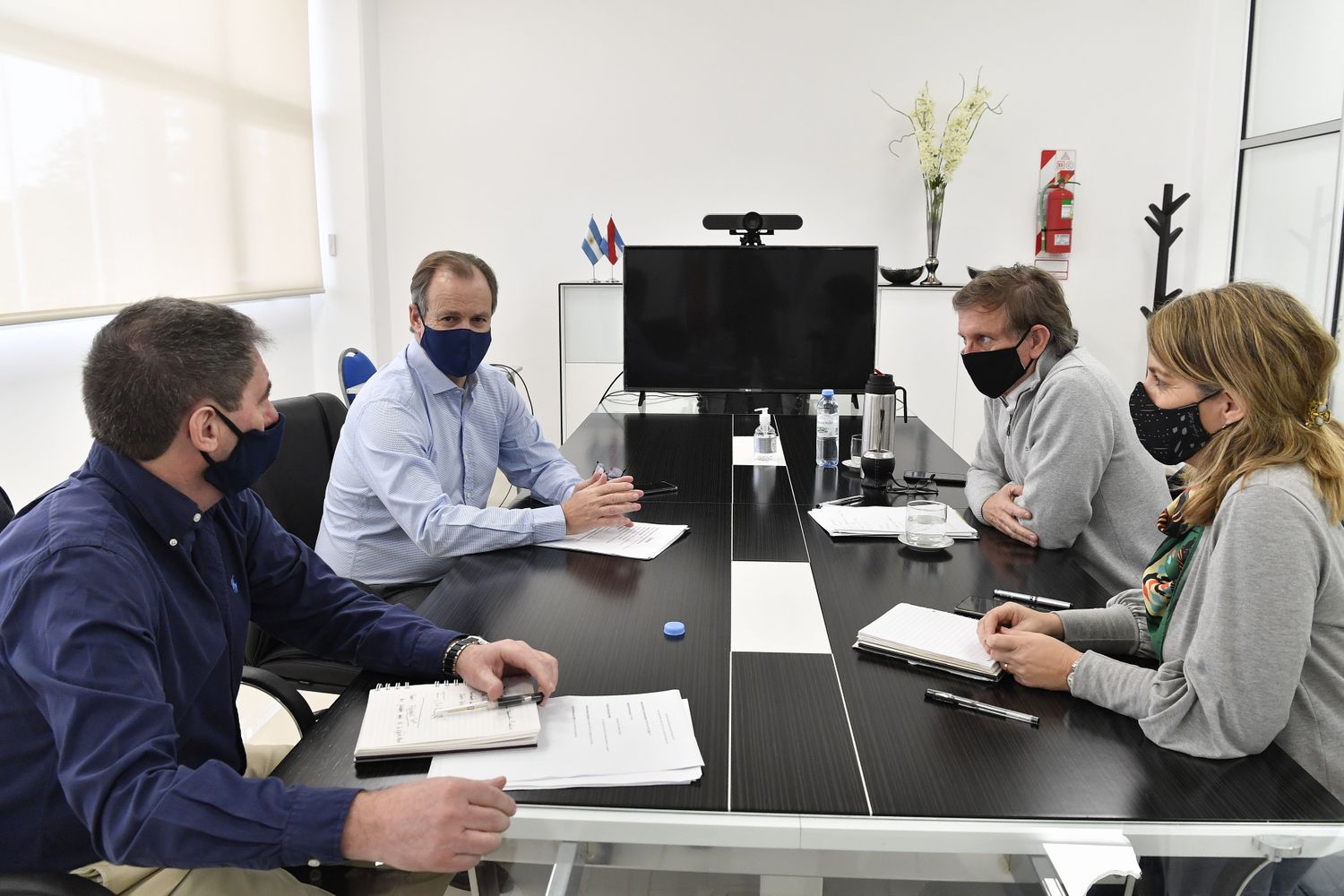 Bordet anunció beneficios impositivos para los sectores más afectados por la pandemia