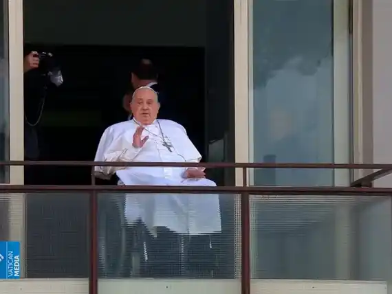 El Papa recibió el alta