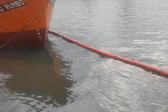 Una empresa armadora pagará $9,5 millones por un derrame de combustible en el Puerto
