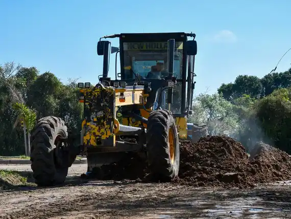 Obras municipales en distintos barrios de la ciudad