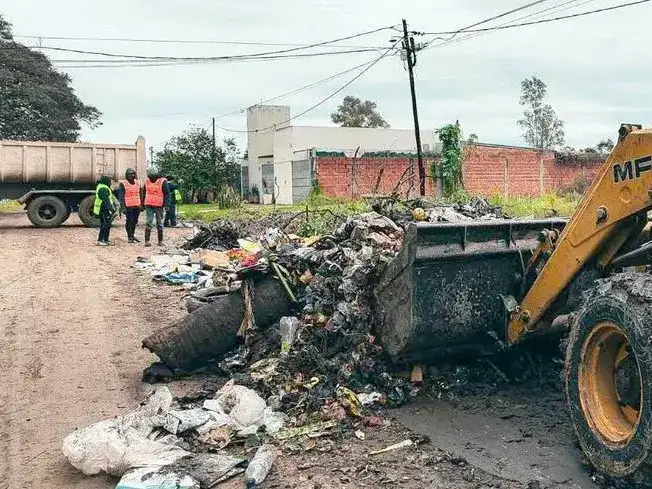 El Municipio intensifica la erradicación 
de microbasurales y tareas de saneamiento