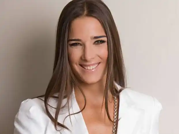 Juanita Viale se interpone entre Adrián Suar y Natalia Oreiro