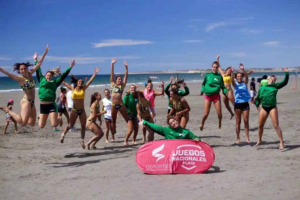 El equipo de Beach Handball se ilusiona con los Juegos Suramericanos de Playa Rosario 2019