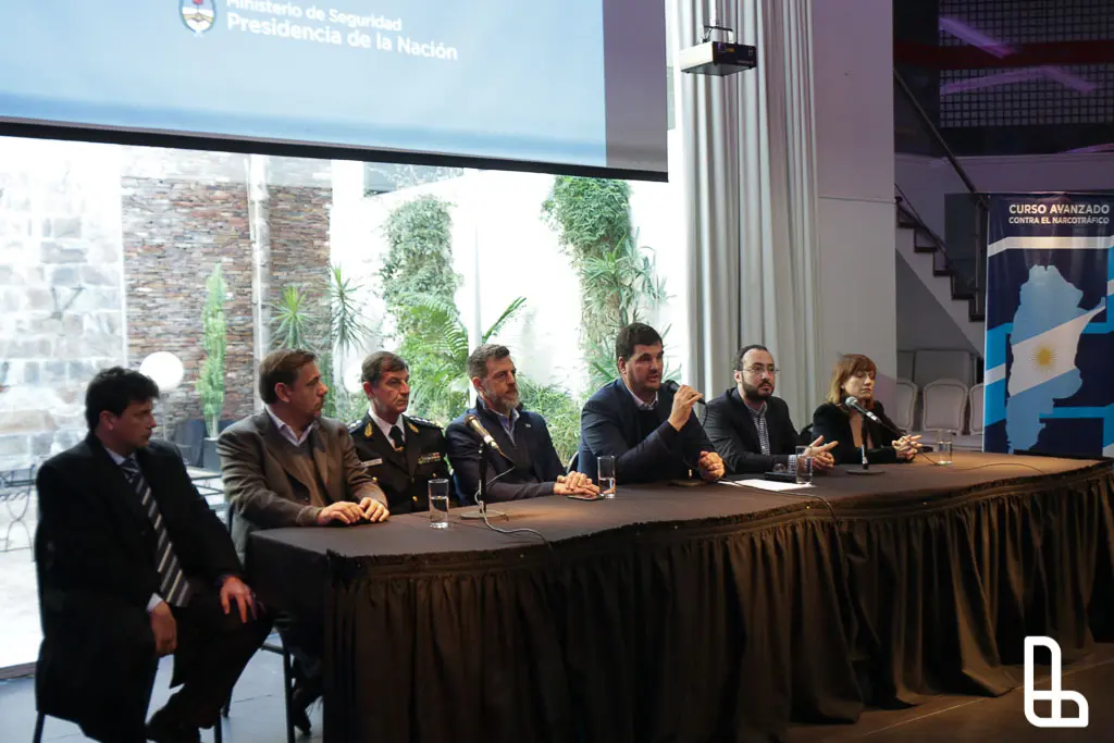 Eugenio Burzaco y Kravetz dieron inicio a un curso sobre narcotráfico en Lanús