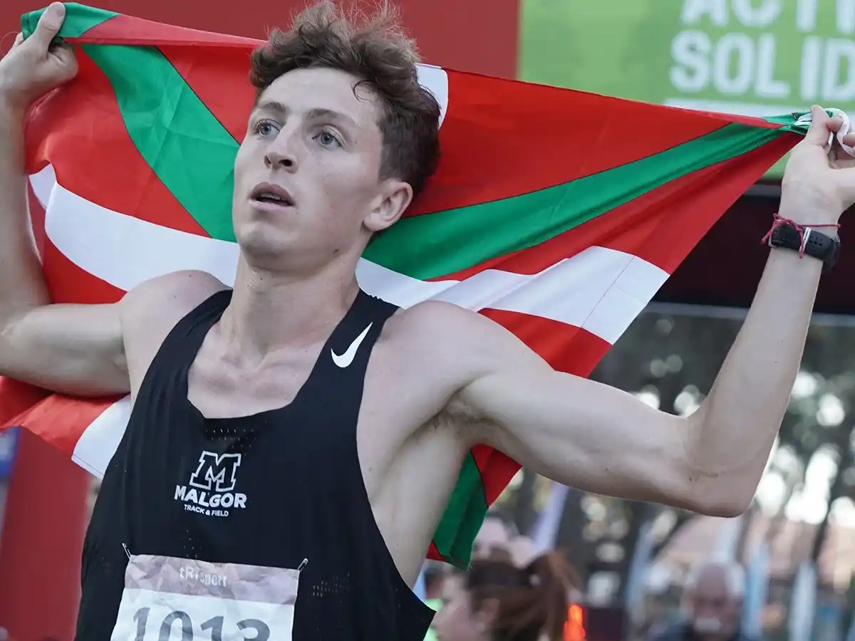 El primero en llegar. Tomás Benítez ganó los 5K