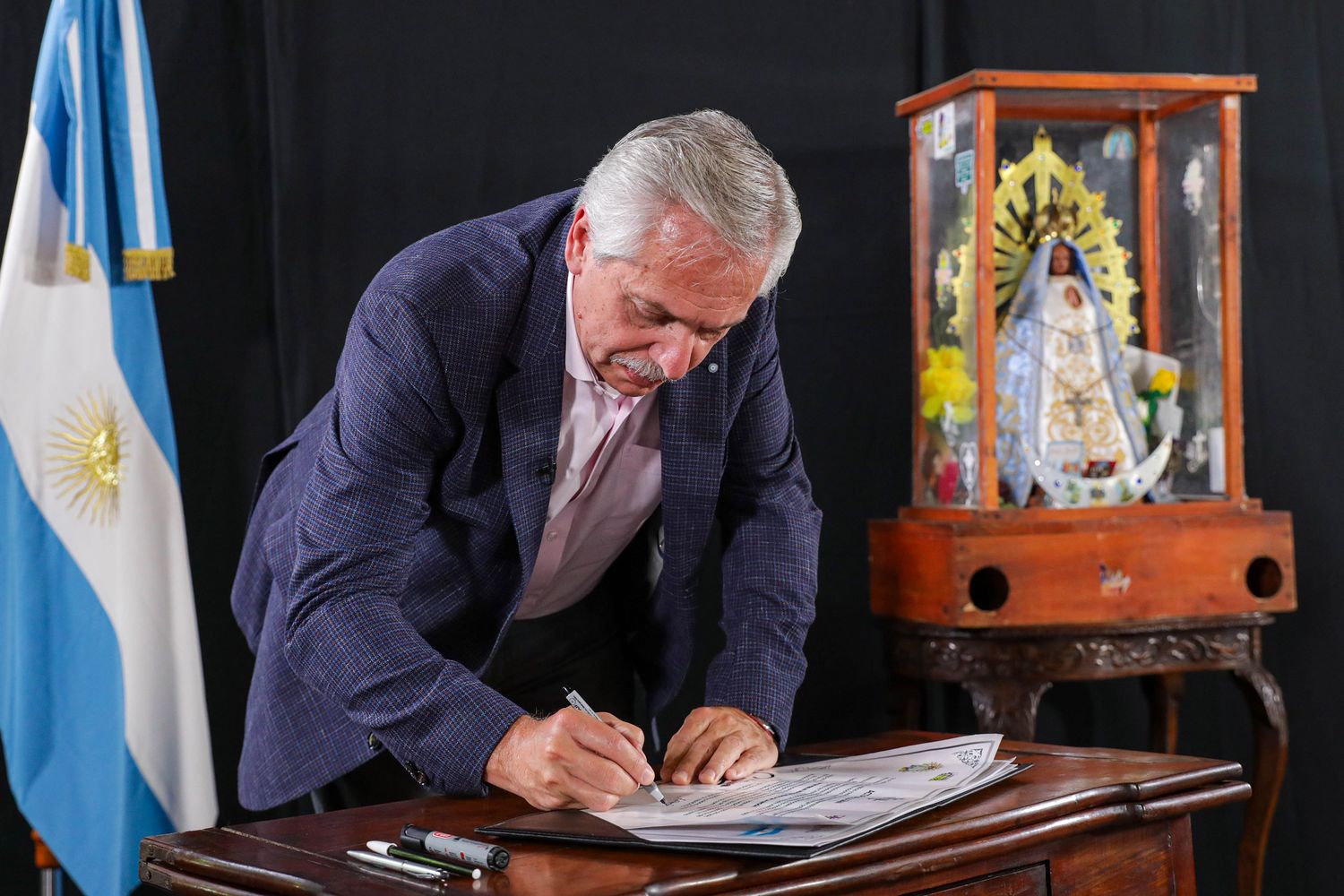 Fernández pidió “terminar con los desencuentros” y dijo que el Papa es “el mayor líder moral”