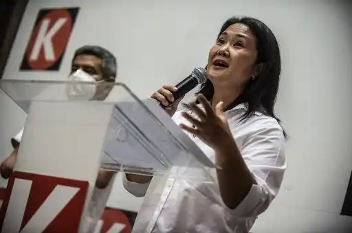 Keiko Fujimori: Chávez y Maduro son un cáncer que está matando a los venezolanos