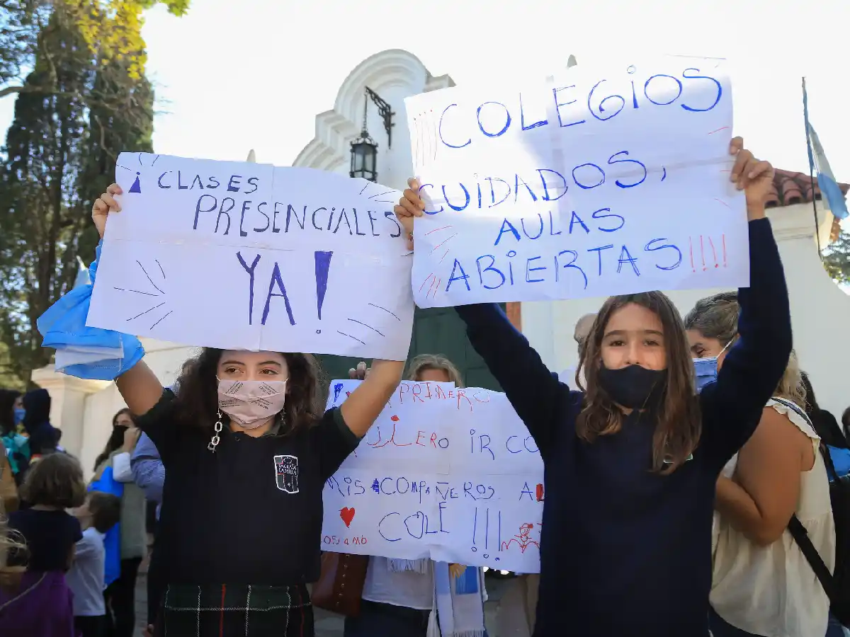 Córdoba: rechazo judicial a amparos de padres  por la presencialidad