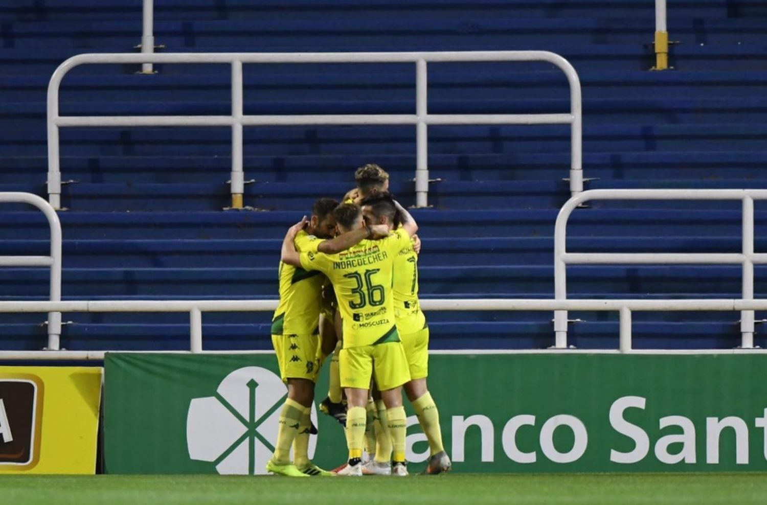 Aldosivi volvió a sonreír como visitante