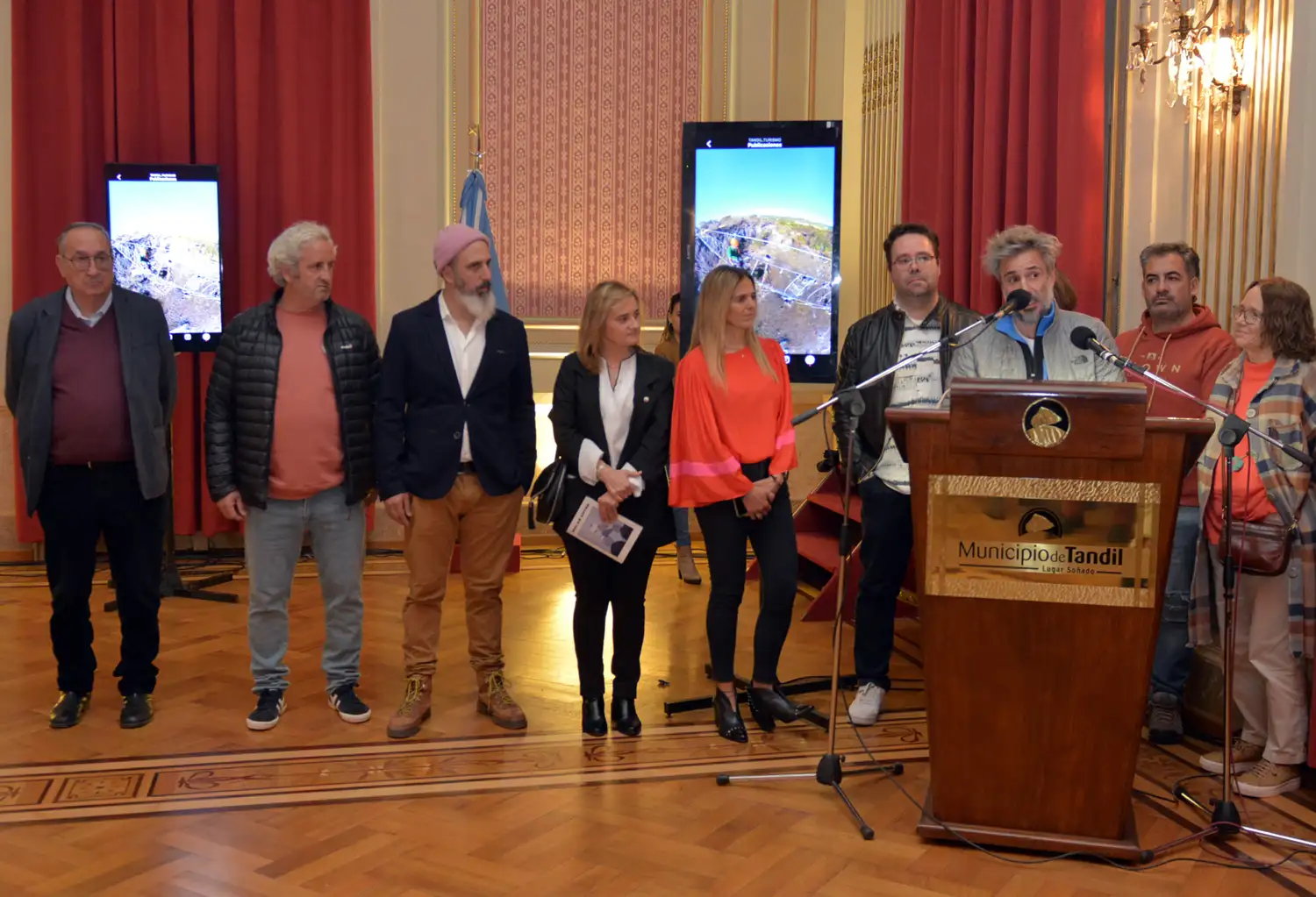 Los integrantes del Instituto Mixto de Turismo lanzaron la página www.tandil.tur.ar.