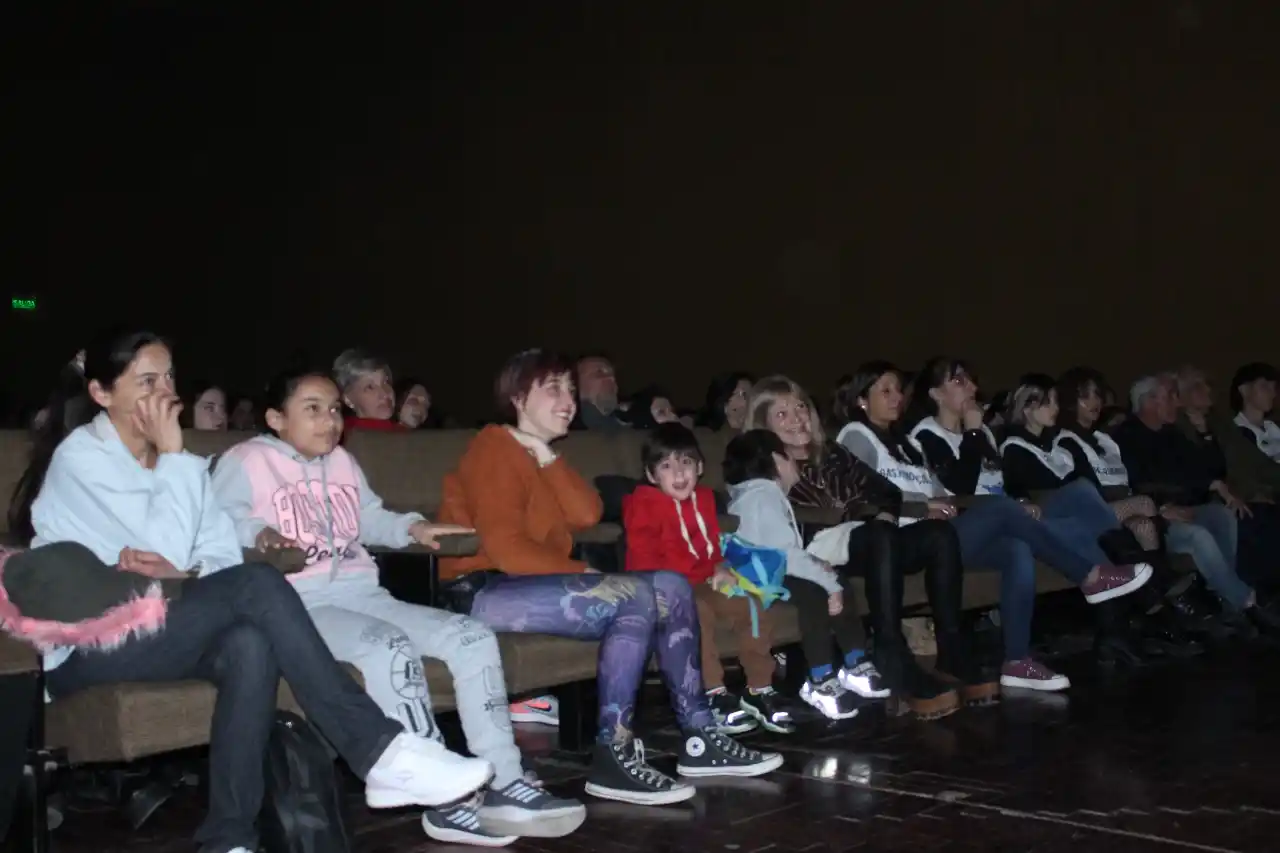 Los hijos de los gastronómicos festejaron su día en el teatro