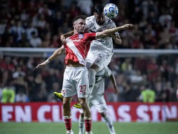 Argentinos tuvo su premio en el cierre.