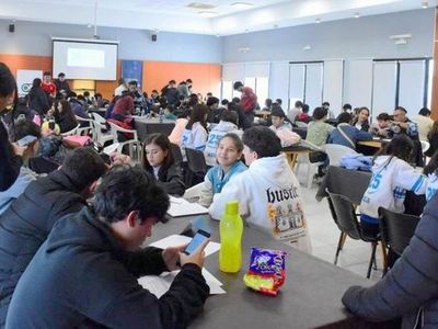 Jóvenes de Clubes Digitales participaron
de destacado evento en el Polo Científico