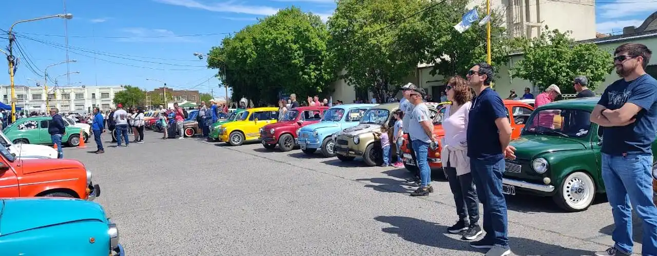 Los Fiat 600 volvieron a llevarse todas las miradas