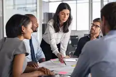 “A borracho o mujeriego, no des a guardar dinero…” 
Los requisitos del liderazgo…