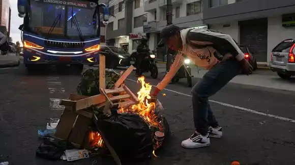 Un muerto, heridos y militares secuestrados en Ecuador en medio de un paro nacional