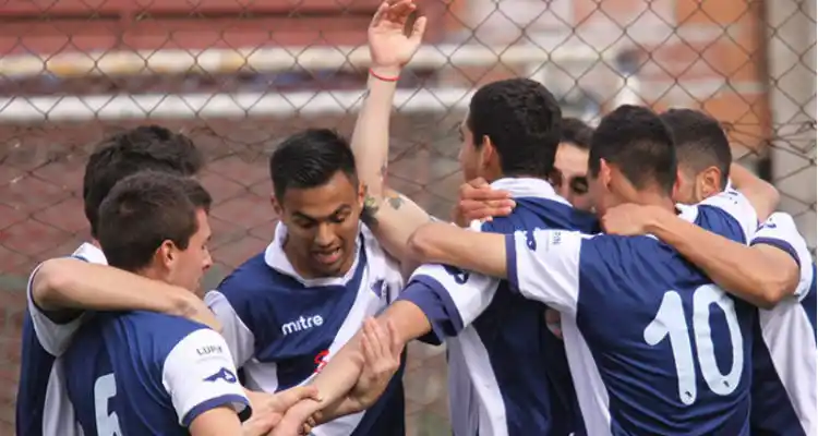 Fútbol local: Banfield y San Isidro dieron la nota