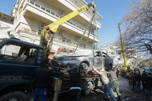 5 militares iraníes mueren EN BOMBARDEO ATRIBUIDO A ISRAEL en Siria (Video)