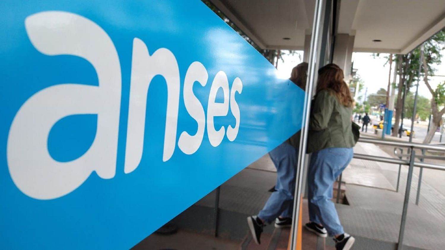 ANSES recordó que sus oficinas están abiertas de lunes a sábados