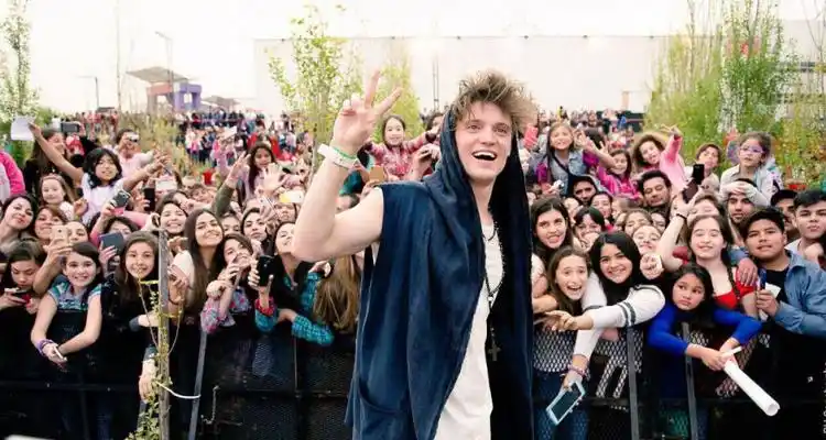 Casting en San Pedro para participar de un videoclip del reconocido youtuber Lionel Ferro