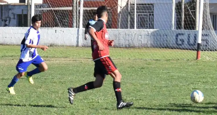 El U15 de San Pedro le ganó a Zárate y clasificó a cuartos de final