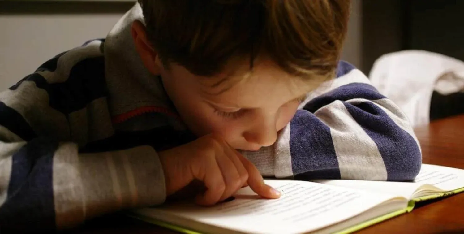 En Santa Fe, menos de la mitad de los alumnos de 3° grado alcanza el nivel de lectura estipulado