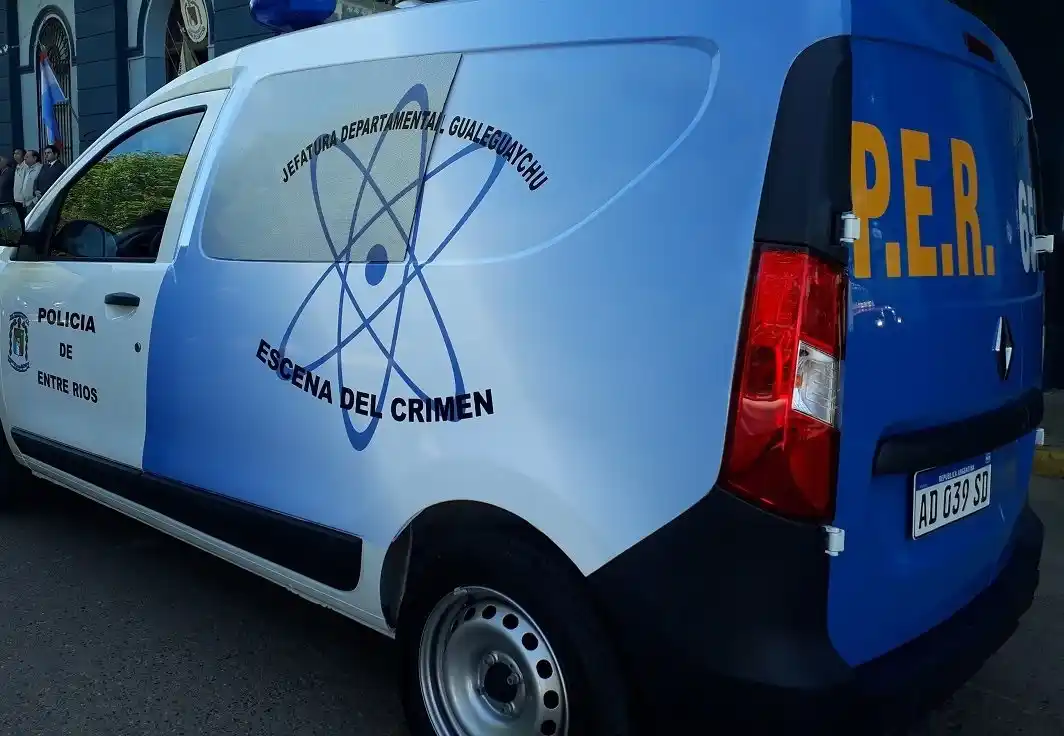 Un joven encontró a sus padres muertos: el hombre mató a su esposa y luego se suicidó