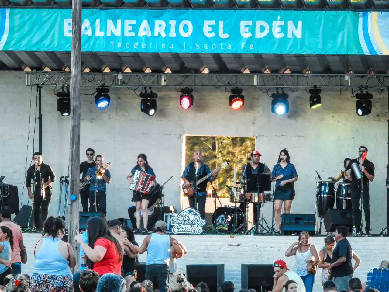 “Que de den Candela” pasó por el Balneario El Edén