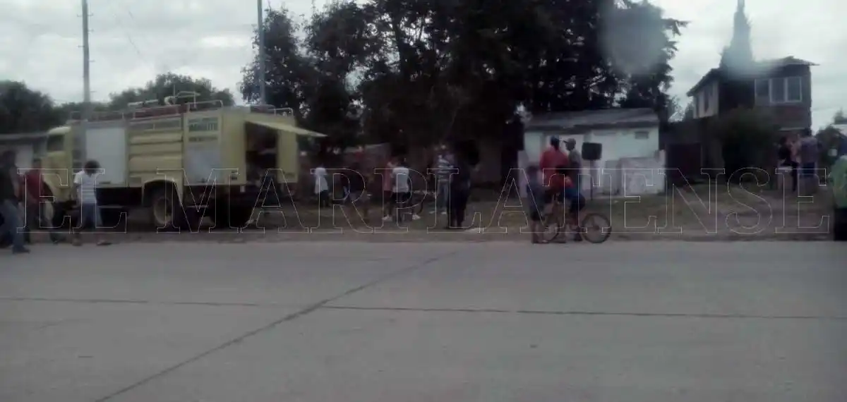 Queman una casa en La Herradura por conflicto entre vecinos