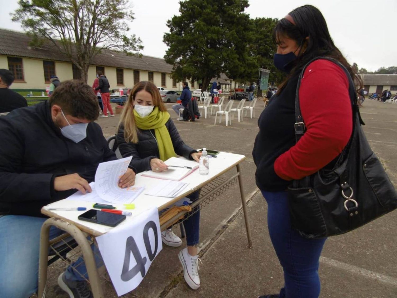 Este lunes feriado se aplicaron unas 1.600 dosis de vacunas en La Paz