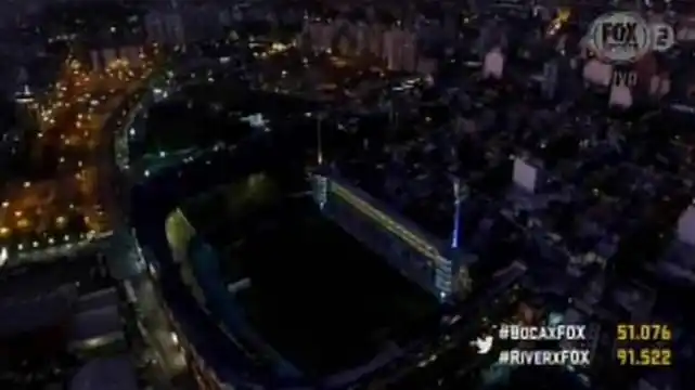 A minutos del partido, se cortó de luz en La Bombonera