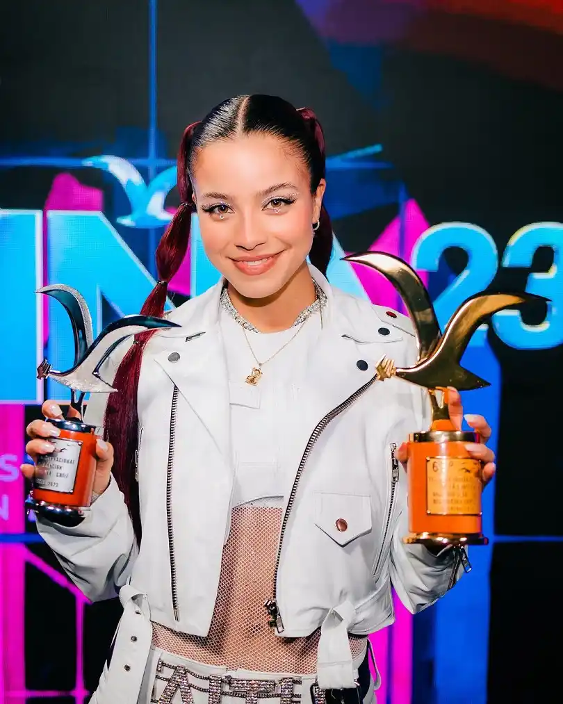 La entrerriana Emilia Mernes se llevó la Gaviota de Plata y Oro en Viña del Mar