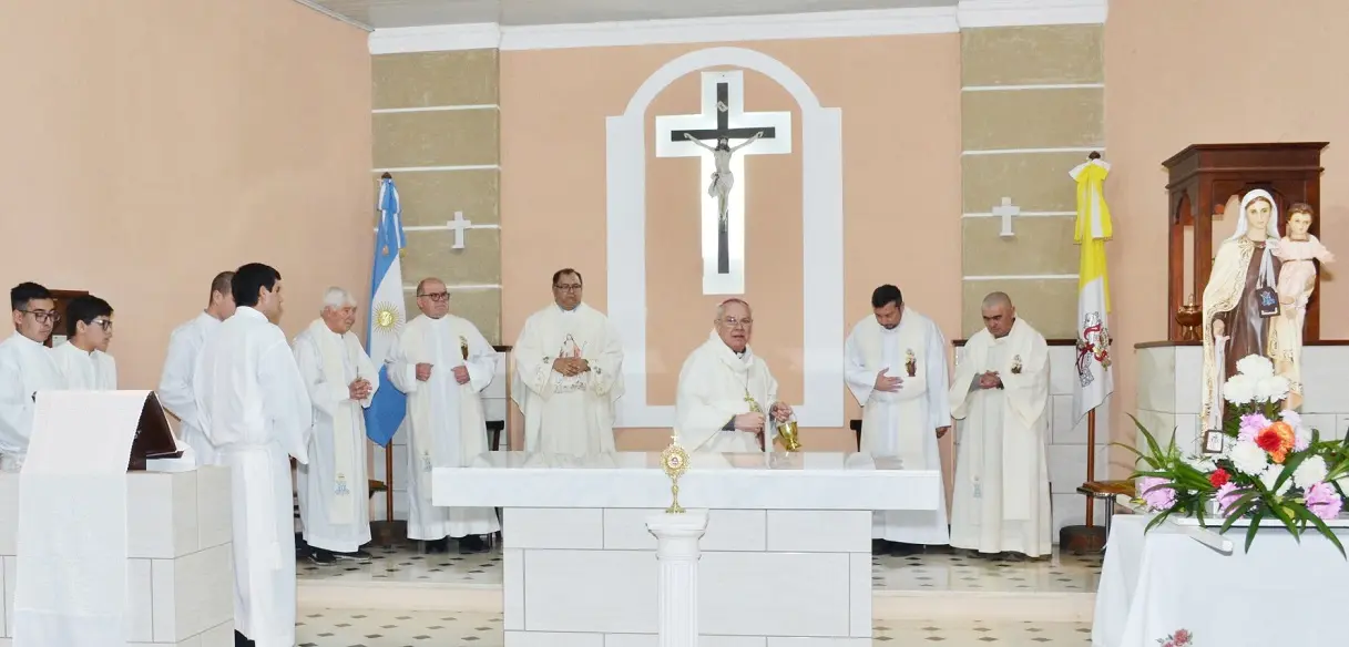 Dedicación y consagración del altar