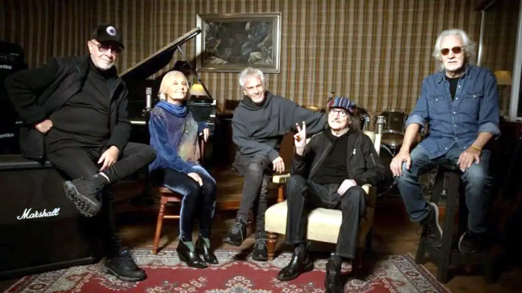 Gieco, Yorio, Porchetto, Charly y Nito en el Estudio Crazy Diamond. Foto: INAMU.