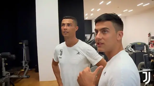 Cristiano Ronaldo se sumó a Juventus y se reunió con Dybala