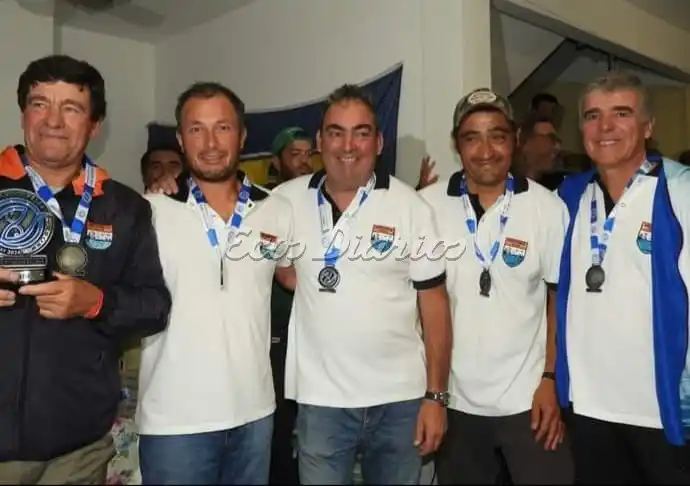 Necopesca. (De izq. a der.) Víctor Jensen, Eduardo Merlo, Fernando Espar, Guillermo Bruzzone y Fernando Fulton