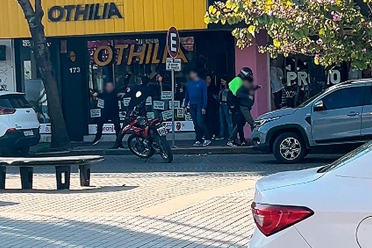 violento_ataque_lusqtoff_othilia_rafaela