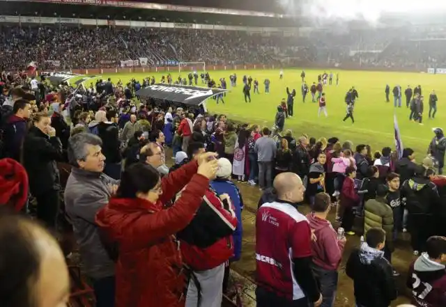Caos por la venta de entradas para Lanús-River