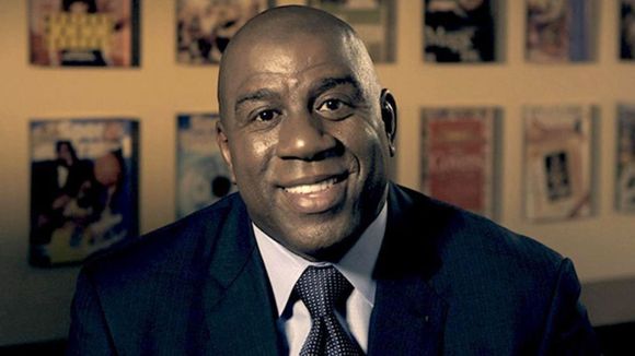 Magic Johnson le responde esto a Steph Curry por llamarse a sí mismo GOAT