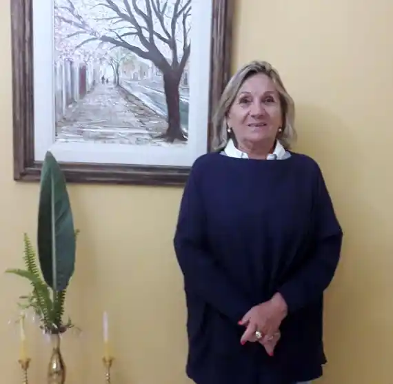 Dora Bogdan: su vida, su familia, su función pública