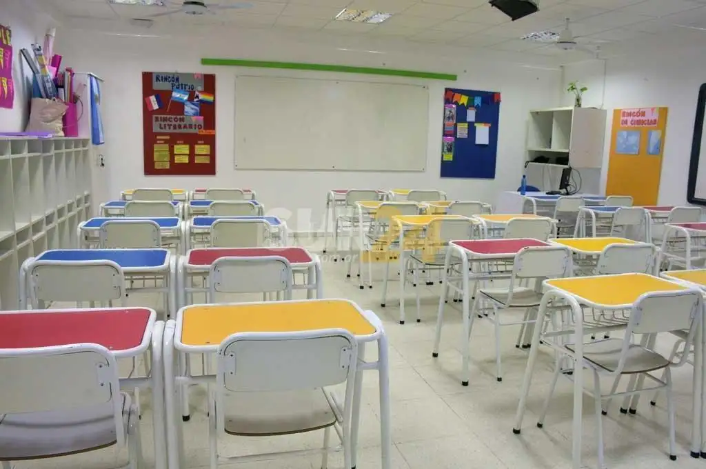 Sin nueva oferta y paro ratificado, cuarto intermedio con docentes de Santa Fe