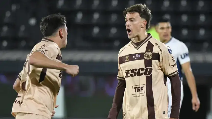 Platense está en doble competencia, ya que juega la Copa Libertadores.