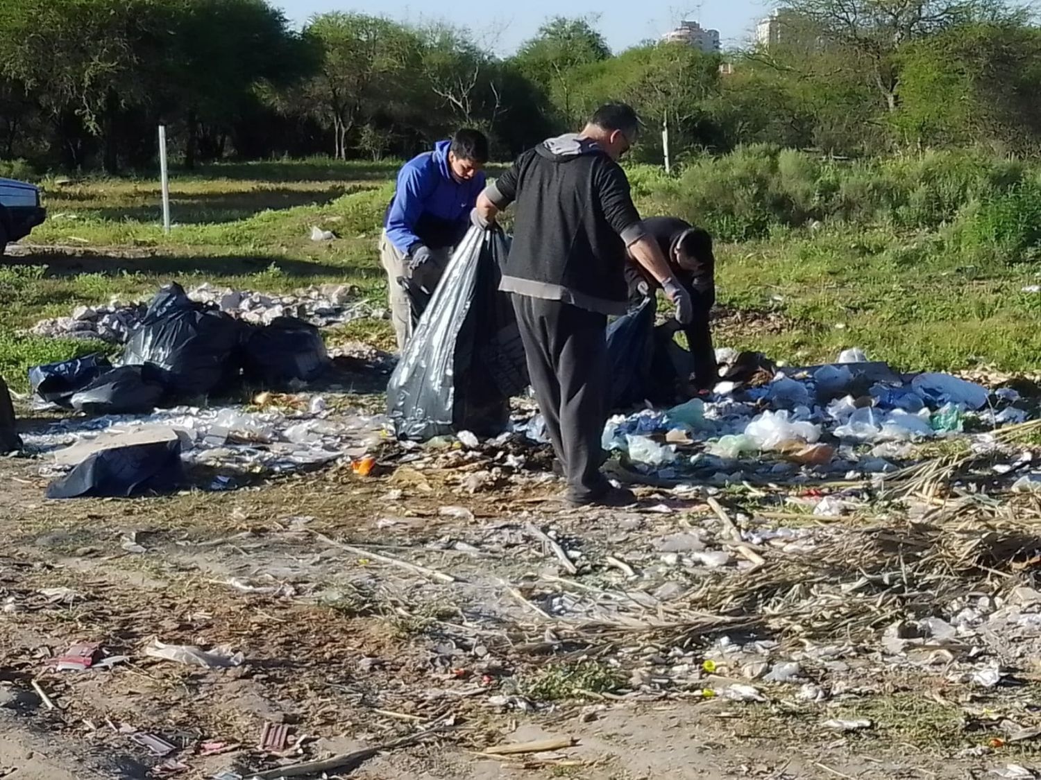  Se realizó la limpieza de un microbasural