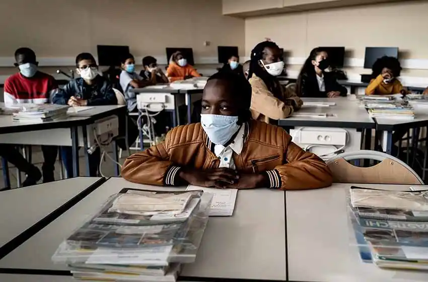 Cierran 22 escuelas en Francia tras detectar casos de coronavirus