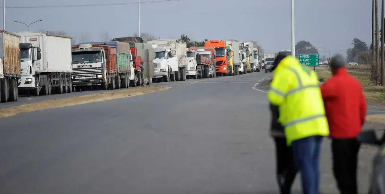 Santa Fe administrará la Ruta Nacional A012: el Gobierno nacional cede por primera vez una ruta a una provincia