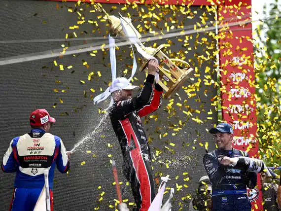 Canapino se coronó campeón por quinta vez en su carrera