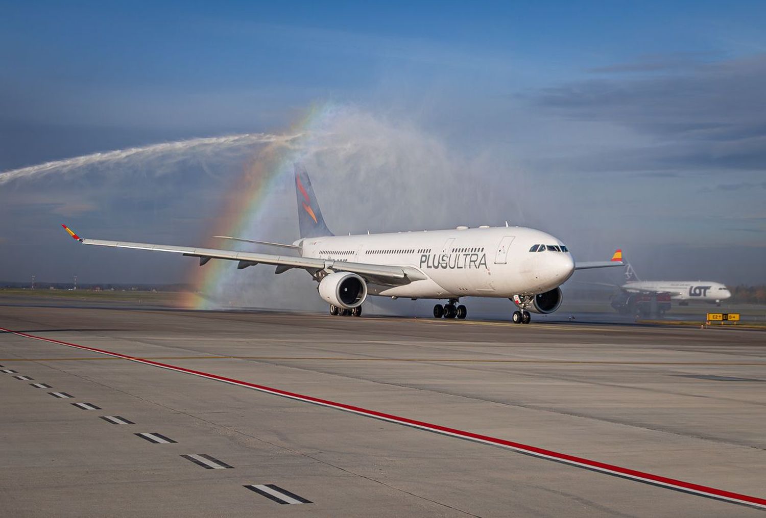 Plus Ultra Airlines inició sus vuelos charter desde Polonia a Cuba y Venezuela