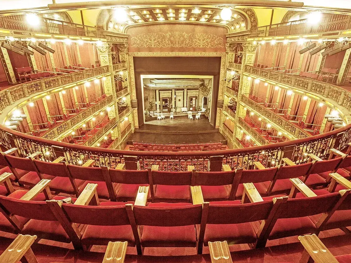 Prorrogan la convocatoria del Teatro Nacional Cervantes y la Secretaría de Cultura de Entre Ríos para directores de la provincia